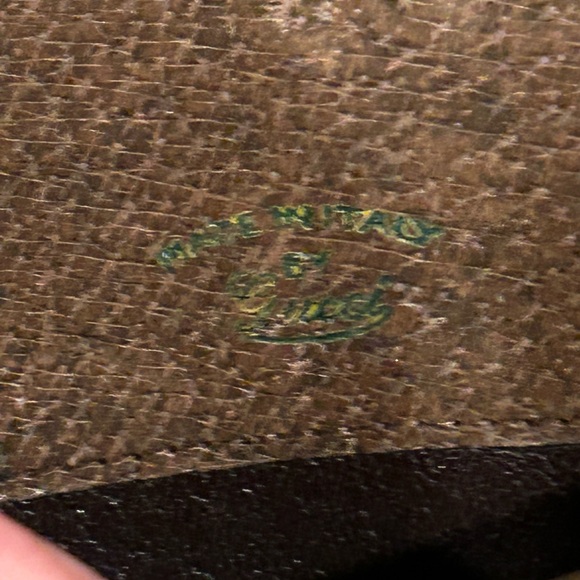 Gucci RARE Vintage Messenger Bag W/ Wallet Bundle. 
EUC No CALL OUTS! Beautiful! - Picture 14 of 16